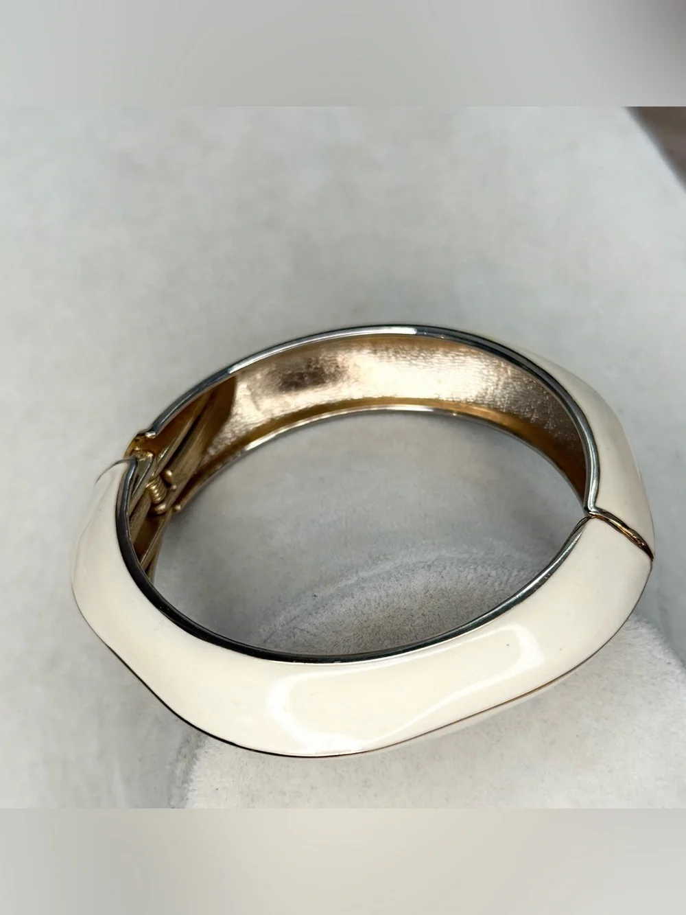 Ivory Enamel Hinged Bangle Bracelet Gold Tone Geometric 3” Statement Cuff